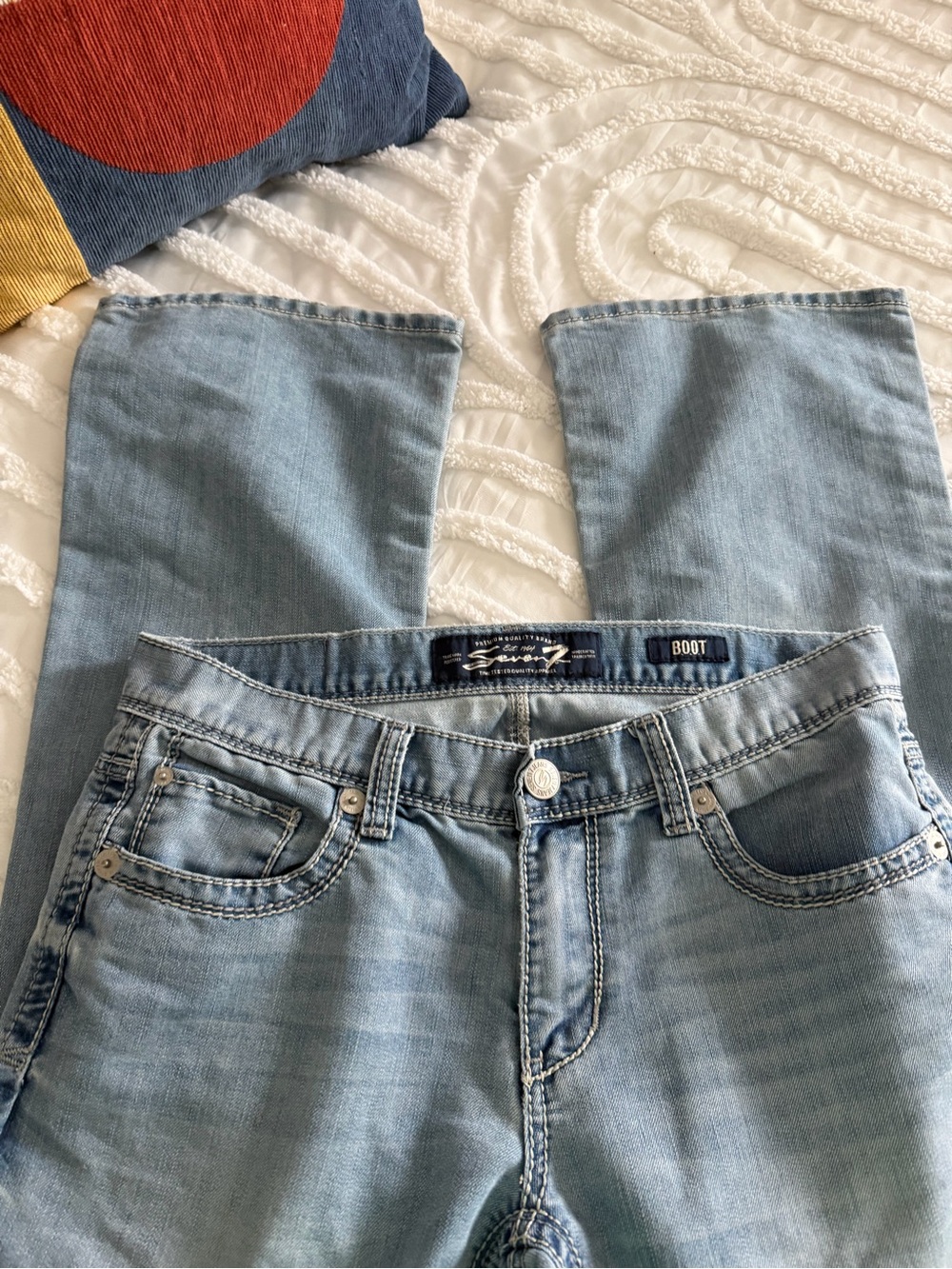 Seven7 Bootcut Jeans - Picture 3 of 8